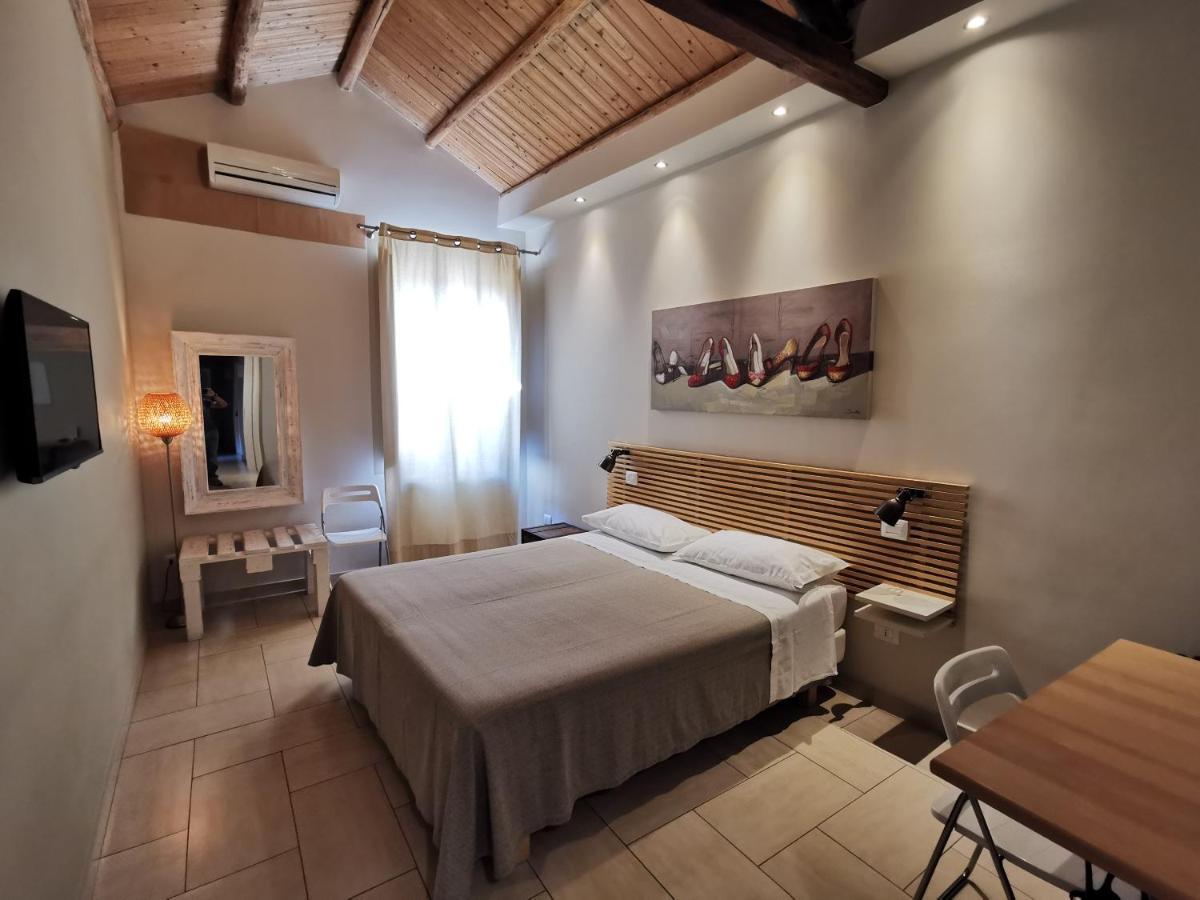 ميلاتسو B&B Re Umberto المظهر الخارجي الصورة